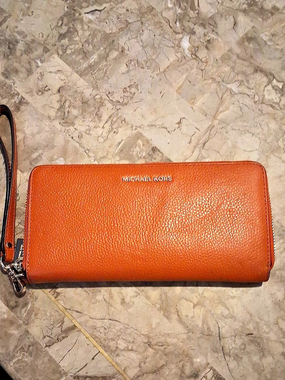 MICHAEL KORS Jet Set Travel Continental Wristlet Wallet Orange